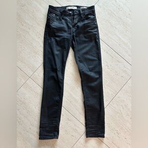 Guess Slim Tapered Jeans